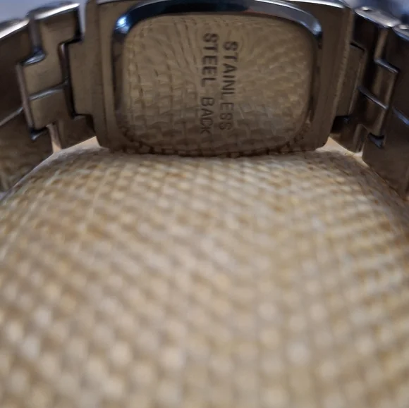 Silver Tone and White Dressy Metal Band Watch - Picture 4 of 5